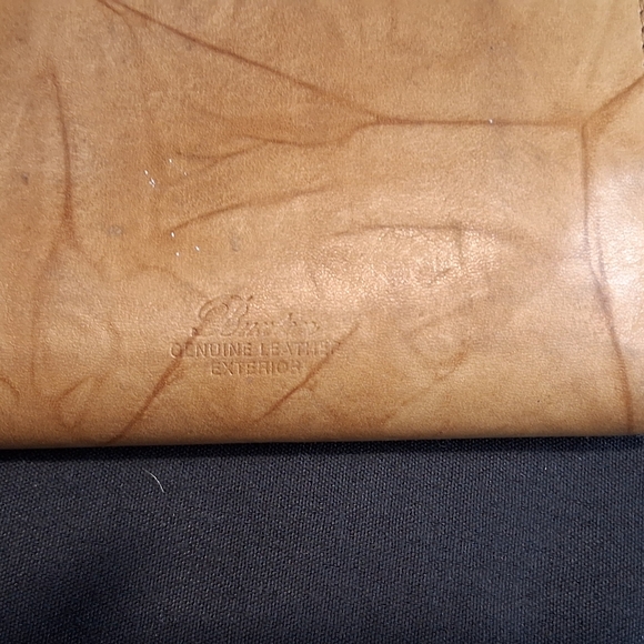 BRIGTHON: a Leather Wallet. #1 - Picture 9 of 9